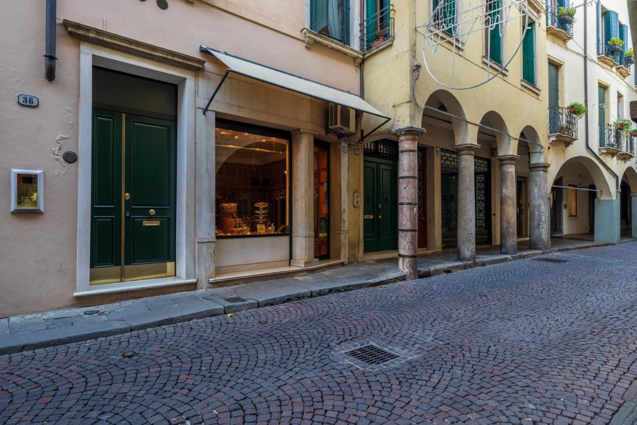 Piazza Delle Erbe Central Apartment Padova Exterior photo